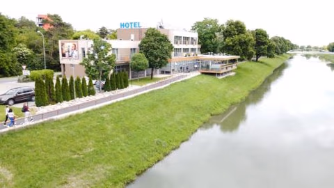 Hotel River — photo 3