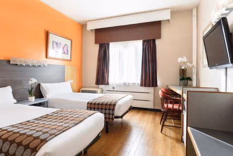Hotel Quindós — foto 1