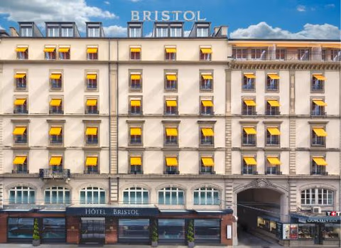Hotel Bristol — foto 1