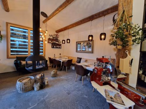 Chesa Prema Bed & Breakfast - Restaurant — foto 5