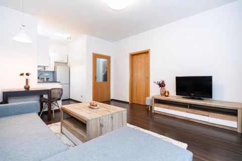 ALURE RESIDENCES 3 & 24h self check-in, parking in the garage in the apartment building included, new building, terrace, green location with a forest park with a lake, children's playground — foto 5