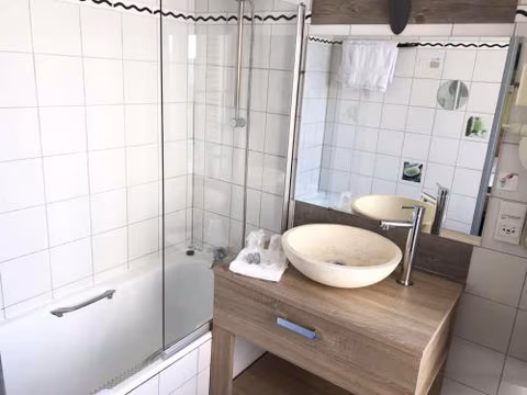 Brit Hotel Aux Sacres Reims, Centre Historique — foto 3