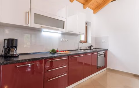 4 Bedroom Nice Home In Gostinjac — foto 8