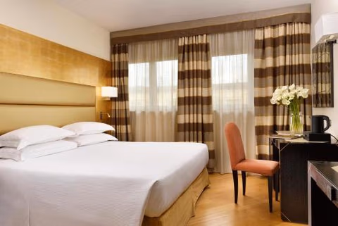 FH55 Med Executive Hotel — photo 9