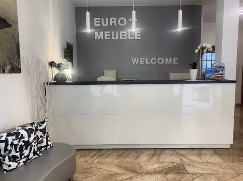 Euro Meublé — photo 1