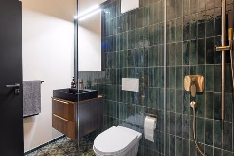 Visionary Hospitality Altdorf, Uri - Premium Apartments with Free Parking, Washer, Kitchen, Terrace, Train Station — foto 2