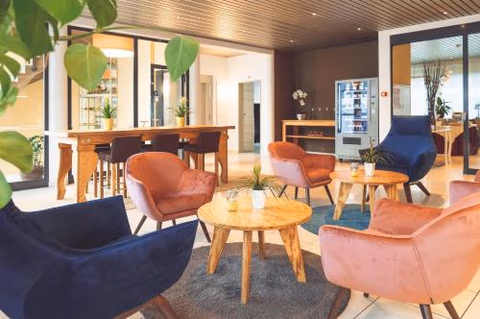 Tailormade Hotel STANS SÜD — foto 2