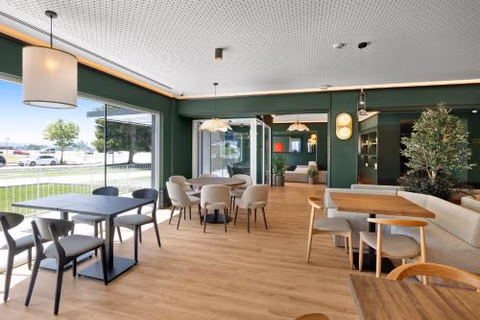 B&B HOTEL Santiago Milladoiro — foto 2
