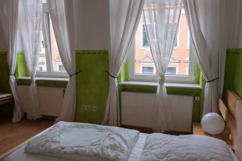 Hostel Louise 20 — photo 6