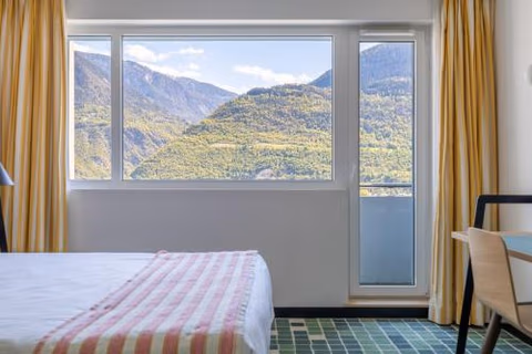 Nonanteneuf appart hōtel Sierre - contactless check-in — foto 1