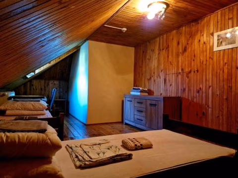 Hostel Domek Ogrodnika przy Muzeum w Przeworsku Zespole Pałacowo - Parkowym — foto 2