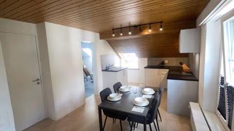 Moderne Dachwohnung im Zentrum von Wald — foto 8