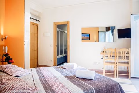 Hostal Inter Puerta del Sol AUTO CHECK IN — photo 9