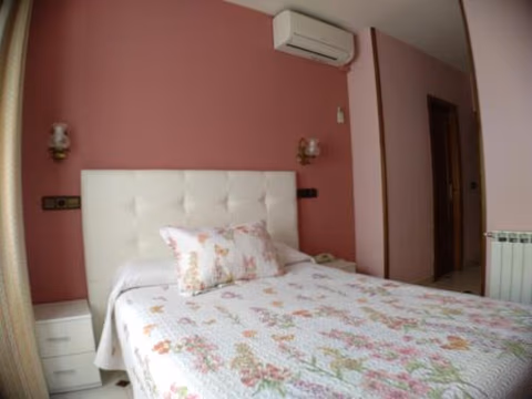 Hostal Don Jaime I y II — photo 3