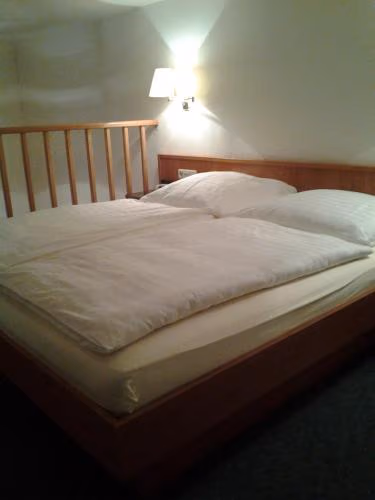 Altes Wirtshaus Fördergersdorf Bed & Breakfast — photo 3