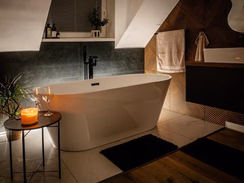 Apartmán Loft l Main Square Stay with Luxury Bath — foto 5