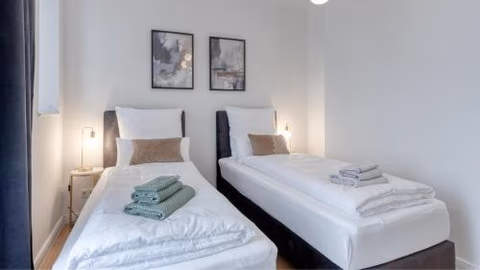 NEU FEWO FUERSTENLOGE 1-6 Pers hinter dem Markgräflichen Opernhaus - 2 Schlafzimmer mit Boxspringbetten 4 Einzel oder 2 Doppelbetten, Balkon und Einbauküche, Barrierearm — foto 8