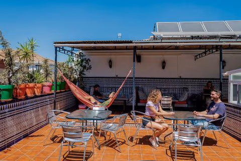 Albergue Triana Backpackers — foto 1