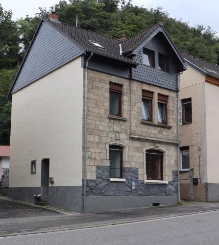 Gemütliche FeWo im 1OG im Haus zur Vulkaneifel Brohl — foto 9