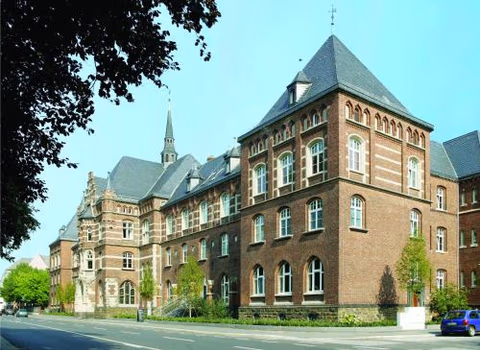 Collegium Leoninum — photo 1