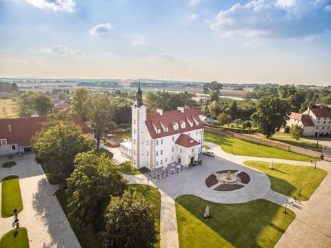 Pałac Łagów — foto 1