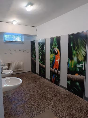 Chatky na Borovej Sihoti - spoločné wc a sprchy — foto 8