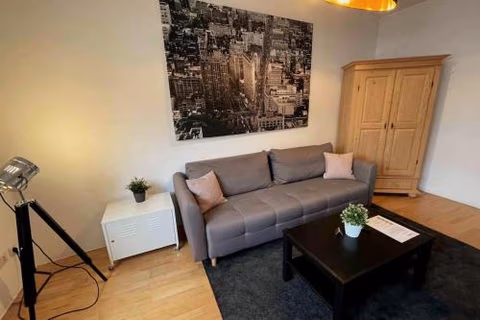 Cozy Studio Guesthouse next to city center & fair — foto 1