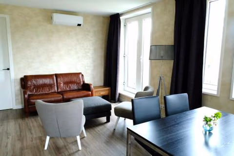 apartment in Uithuizen — foto 1