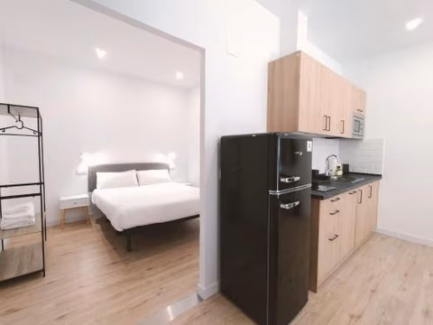 Apartamentos La Brava by gaiarooms — photo 3