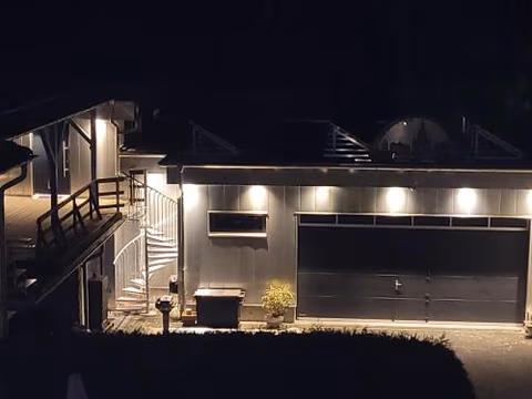 Ferienwohnung oder Studio Dresden-Neustadt inkl Parkplatz mit Balkon oder Terrasse — photo 2