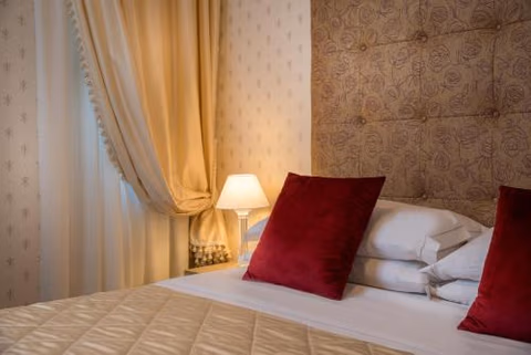 Albergo Rossini 1936 - Small & Charming — photo 9