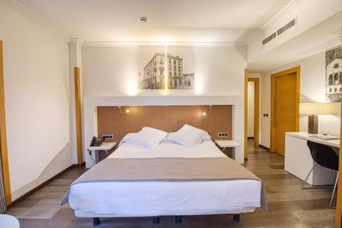 Gran Hotel España — photo 1