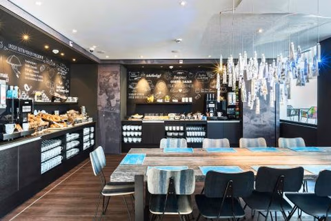 Motel One Basel — foto 3