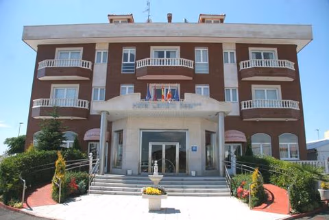 Hotel Camino Real — foto 1