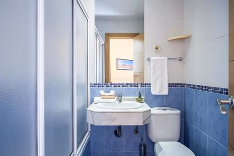 Hostal Inter Puerta del Sol AUTO CHECK IN — photo 7