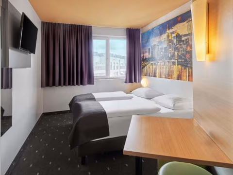 B&B HOTEL Frankfurt City-Ost — foto 2