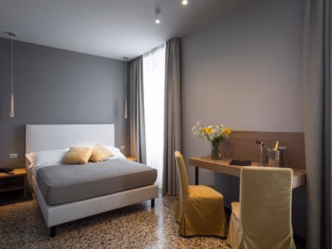 HNN Luxury Suites — photo 1