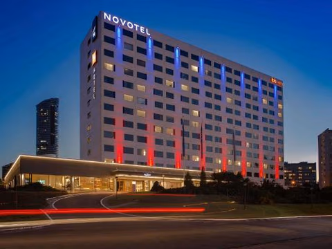 Novotel Wrocław Centrum — foto 1