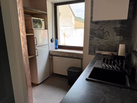 Gemütliche FeWo im 1OG im Haus zur Vulkaneifel Brohl — foto 3