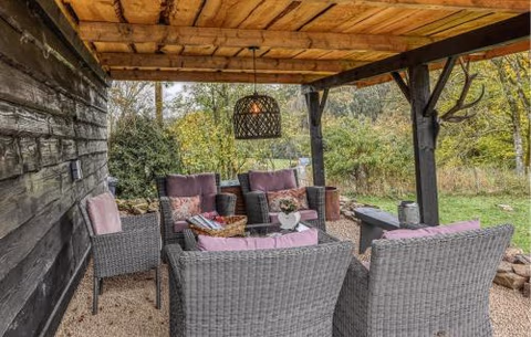 Beautiful Home In Nimsreuland With Wifi — photo 2