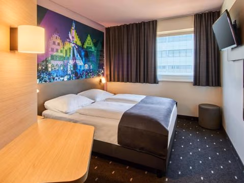 B&B HOTEL Frankfurt-Niederrad — foto 7