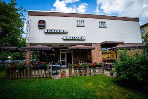 Hotel Ladage — foto 1