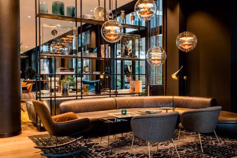 Motel One Köln-Messe — photo 1