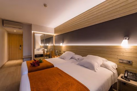 Hotel Avenida — foto 1