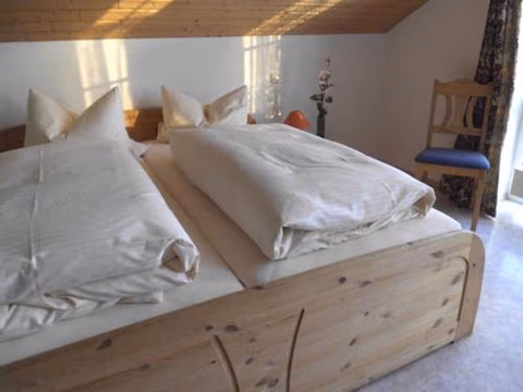 Gästehaus am Rathaus, Mehrbettzimmer 2 — foto 2
