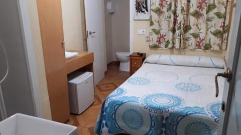 Hostal Fuentesol — photo 2