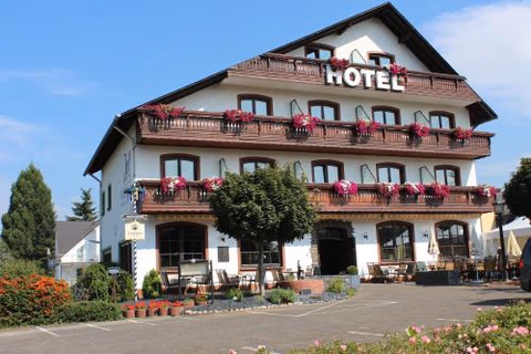 Hotel zur Moselbrücke — foto 1