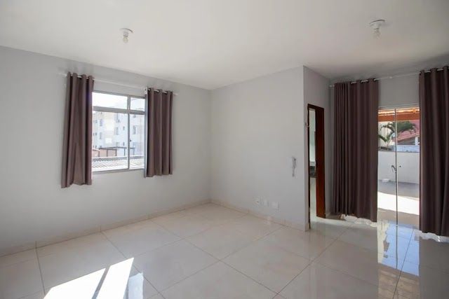 Cobertura Espaçosa com 2 Quartos no Manacás, Belo Horizonte