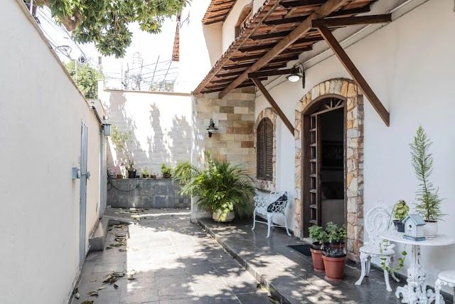 Casa Espaçosa e Confortável no Bairro Padre Eustáquio