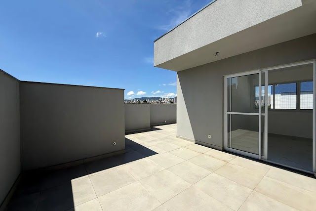 Cobertura Nova com Terraço Privativo e Elevador no Padre Eustáquio